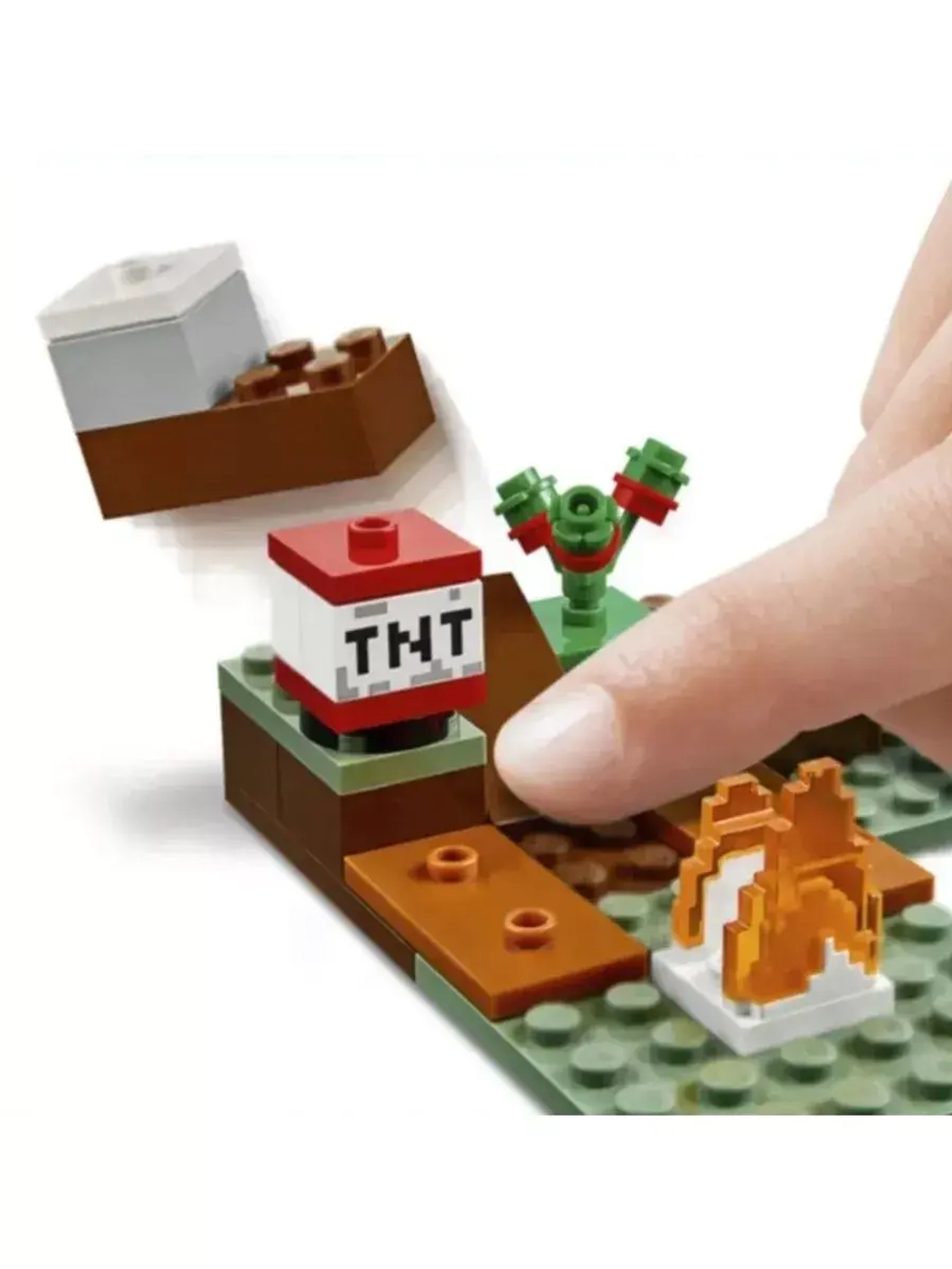 Конструктор Майнкрафт Приключения в тайге 74 детали