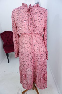 Платье Imperia krasotok нежной расцветки, визуально на 42/46 размер