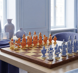 Подарочный набор "СКАЗОЧНЫЕ РУССКИЕ ШАХМАТЫ"