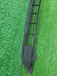 Решетка переднего бампера Toyota RAV 4 CA40 15-19