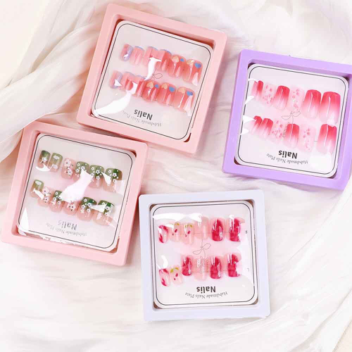 Набор накладных ногтей