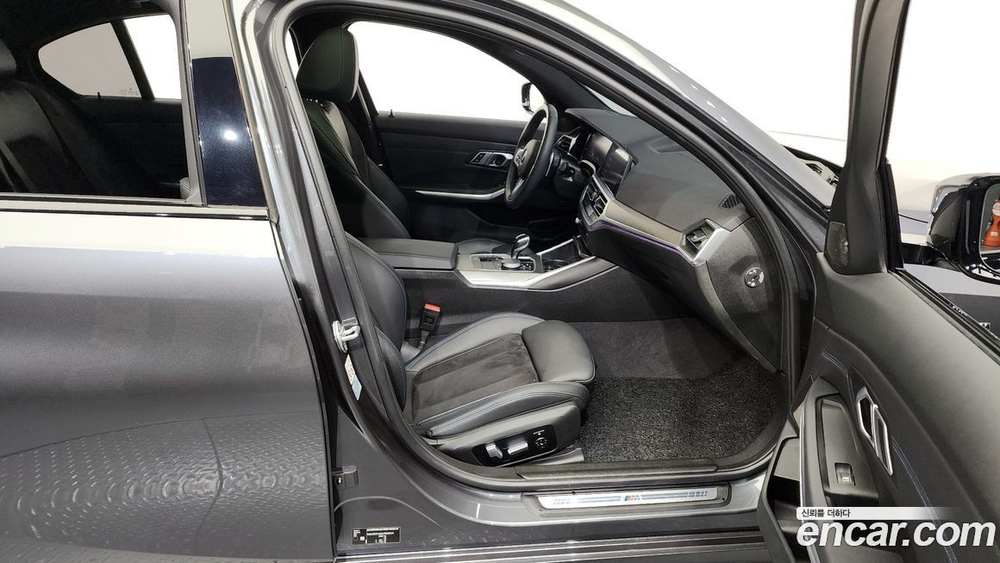 BMW 3 Series (G20) 320i M Sports (09.2020)