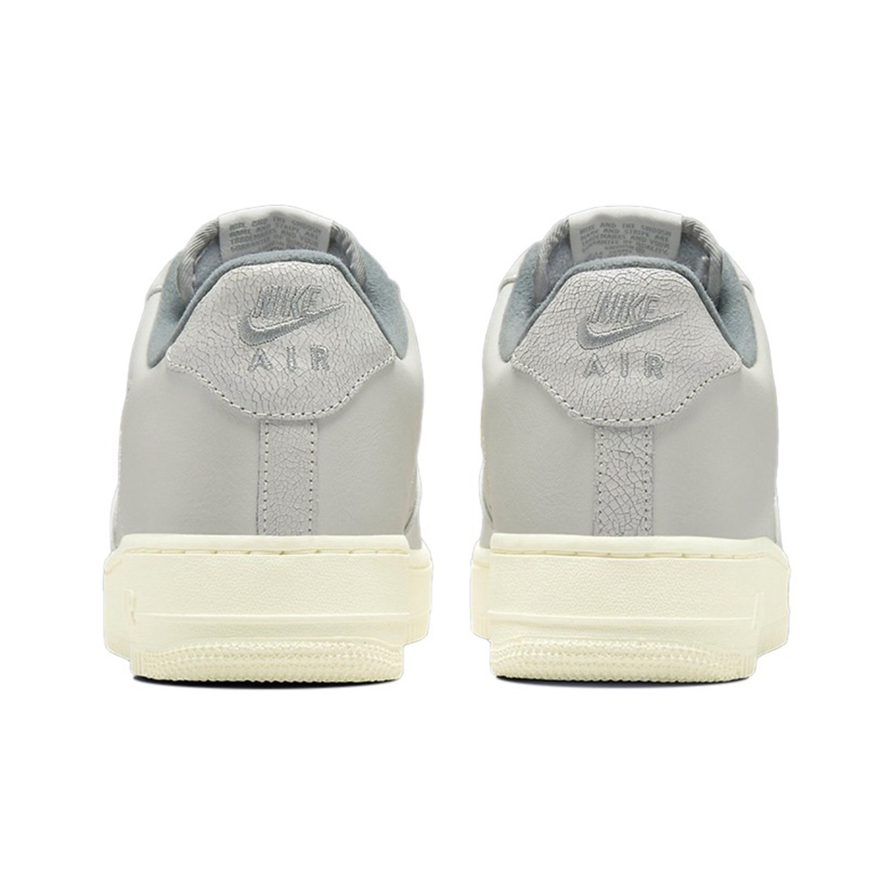 Кроссовки Nike Air Force 1 Low '07 LX  «Жемчужина»