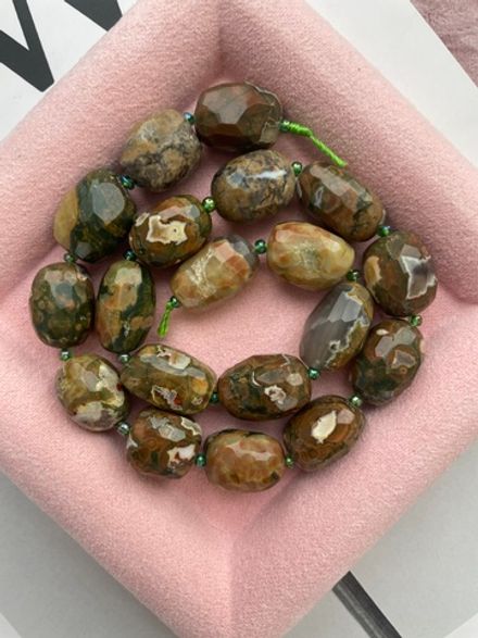 Бусины из яшмы 12х20мм (1 штука)