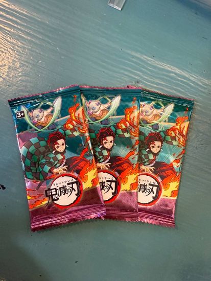 Коллекционные карточки Demon Slayer (категория B) (5 карточек в бустере)