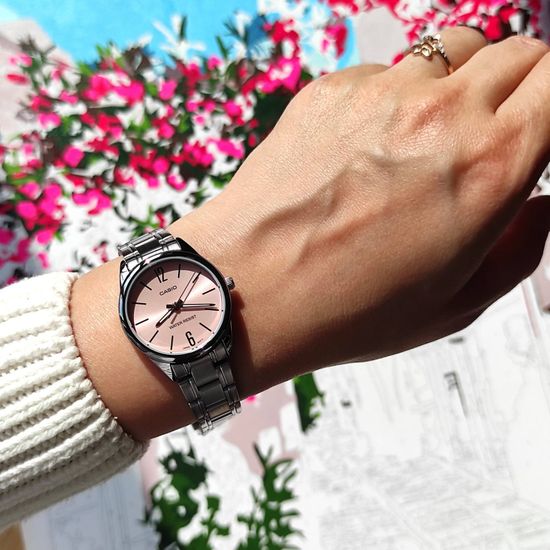 Наручные часы Casio LTP-V005D-4B