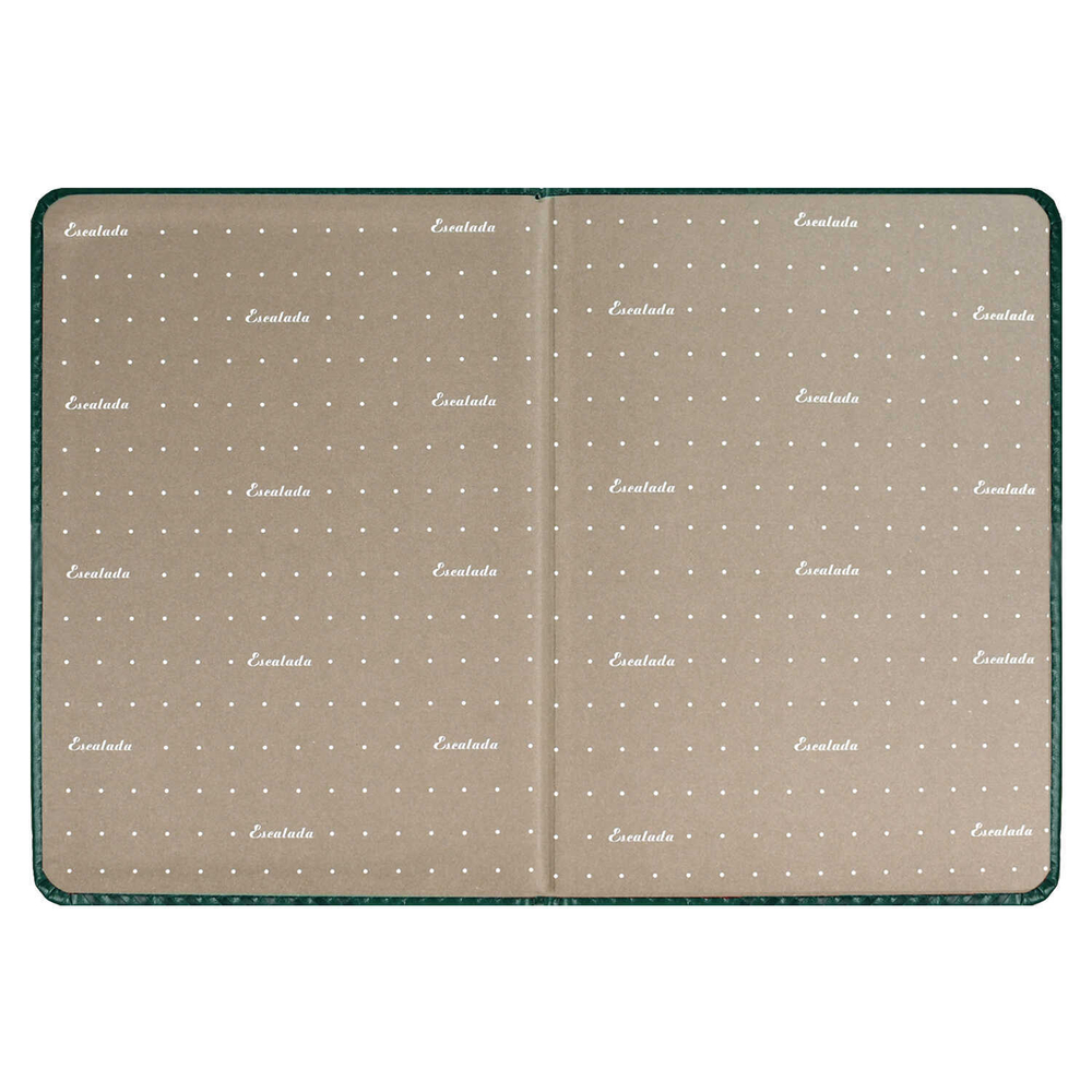 Ежедневник датированный 2026 ESCALADA, А5, 176 л., арт. 70223/ 15 САРИФ ТЁМНО-ЗЕЛЁНЫЙ (кожзам: 146x211 мм, твёрдый переплёт с поролоном, материал обложки: искусственная кожа "Сариф"; декор: блинтовое тиснение; способ крепления блока: ниткошвейный; вн