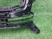 Решетка переднего бампера Land Cruiser 300 (21-нв)