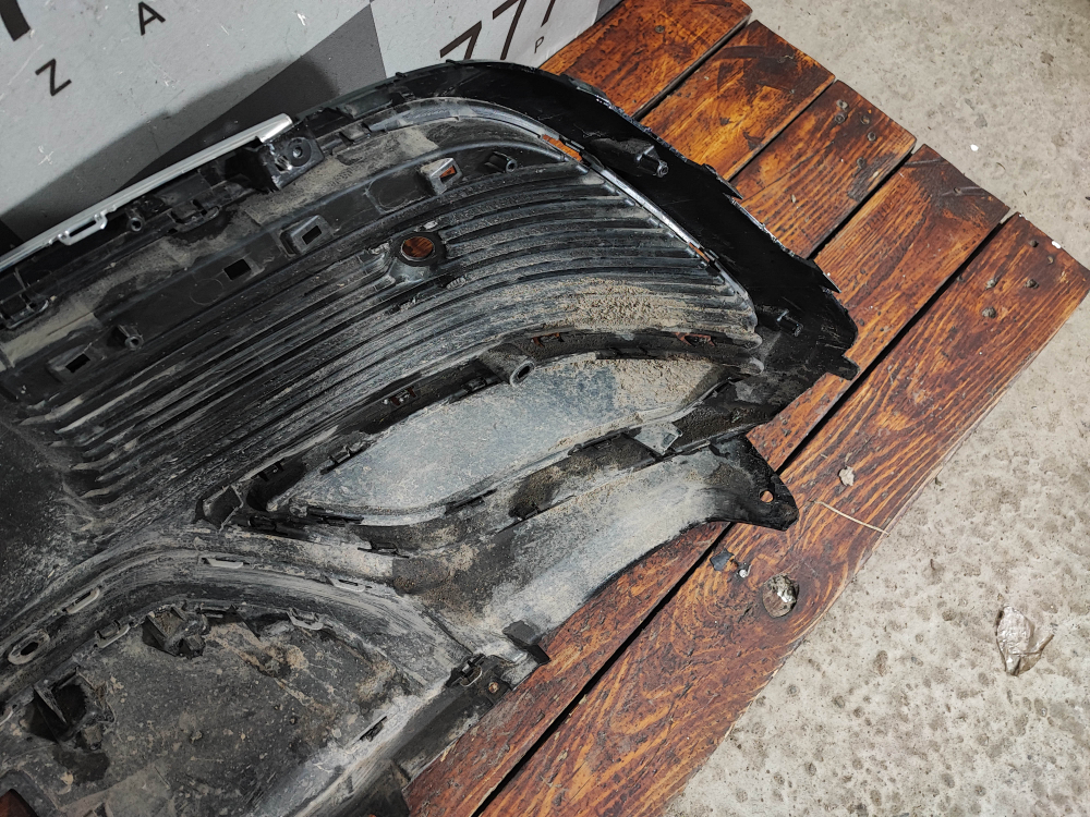 Юбка заднего бампера Hongqi HS3 1 23-нв Б/У Оригинал 2804113HT01