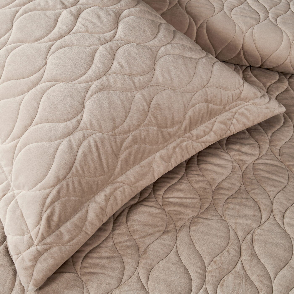 Покрывало 240x280 Sofi De MarkO Нобилис светло-бежевое