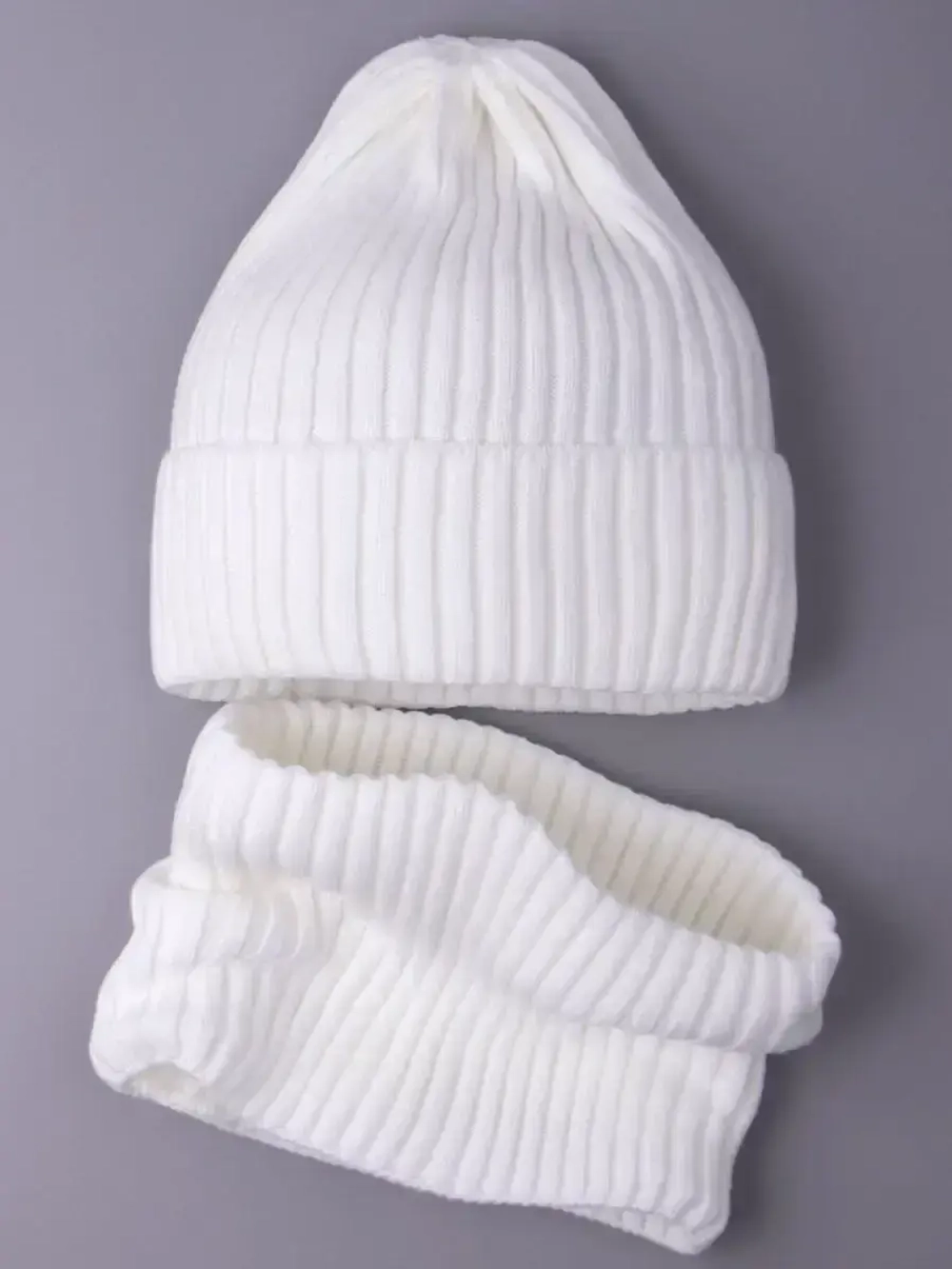 Шапка и снуд для девочки осенняя