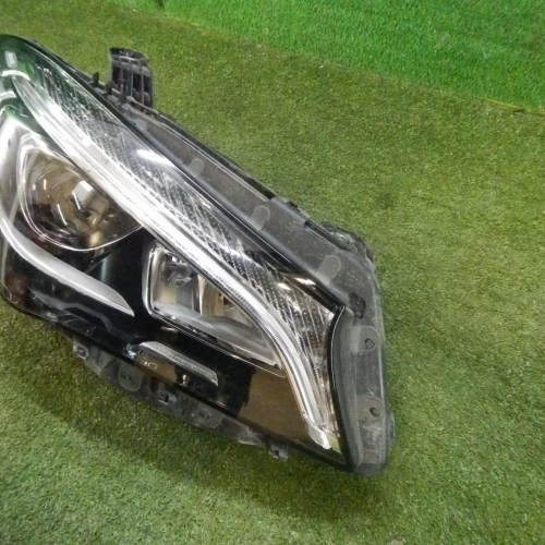 Фара правая Mercedes CLA C117 (2016-2019) LED