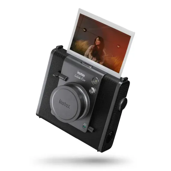 Fotoaparat \ Фотоаппарат Instax Wide Evo black