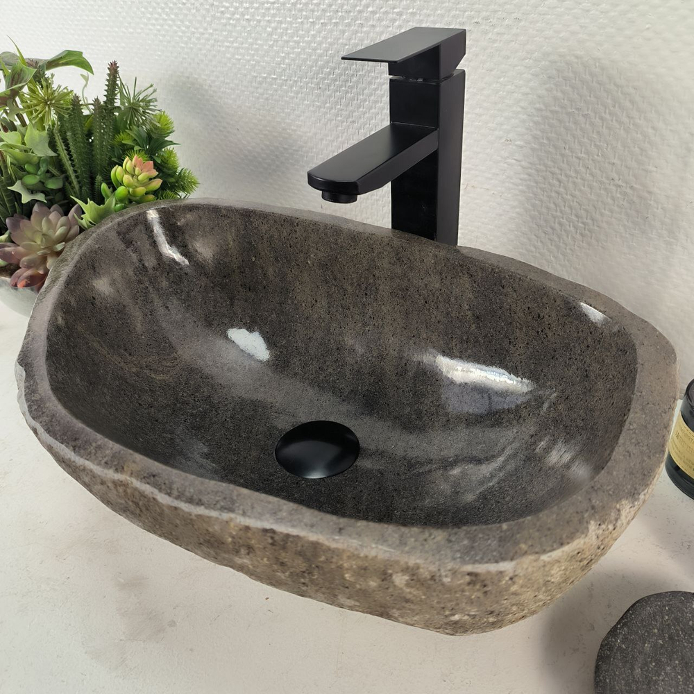 Раковина из речного камня RS-65108 48*32*15 0856