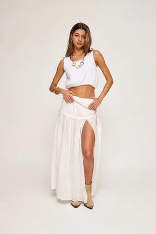 Кроп майка из жатого хлопка белого цвета