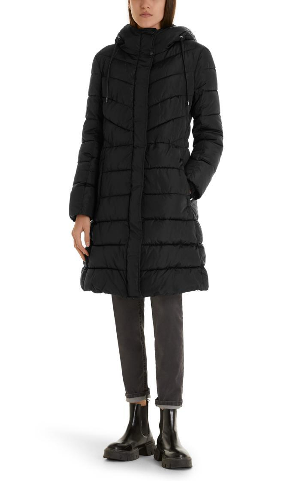 Marc-Cain-Ad_HerbstWinter-2021_900_RA 11.04 W02_4