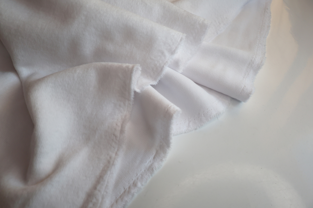 БЕЛЫЙ - Дабл фейс СВИТЕРОВКА / ПИКЕ (1391 Евгения) (к1 испачкан местами)