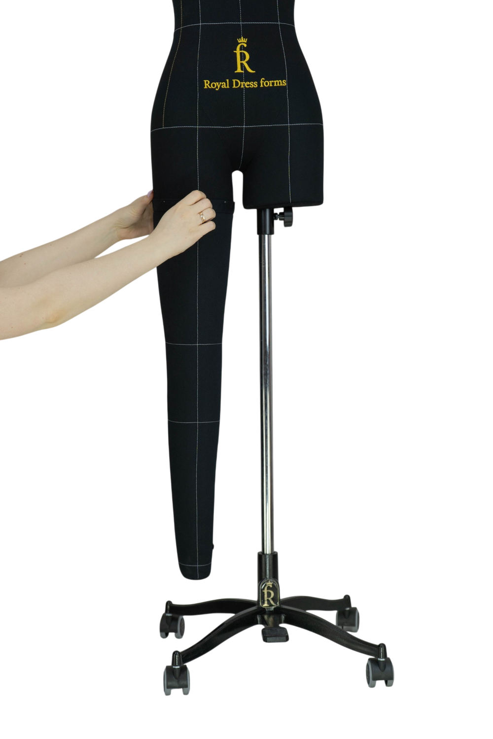 Нога черная для манекена Моника, размер 40
