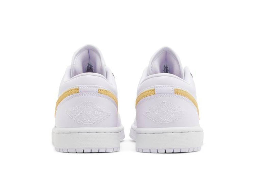 Кроссовки Jordan Air Jordan 1 Low Wmns "Barely Grape" (Женская размерная сетка)