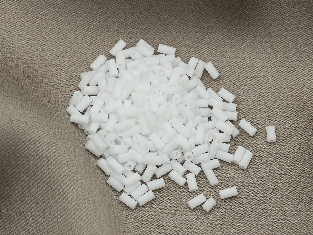 Стеклярус Bugle 1 (3mm) Miyuki, Matte White