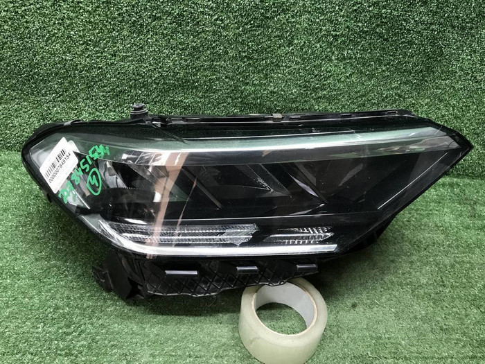 Фара правая VW Polo 6 (2020-2022) LED