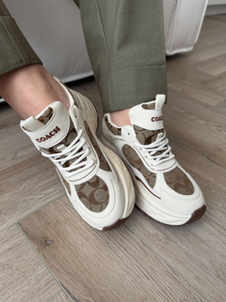 Кроссовки из натуральной кожи