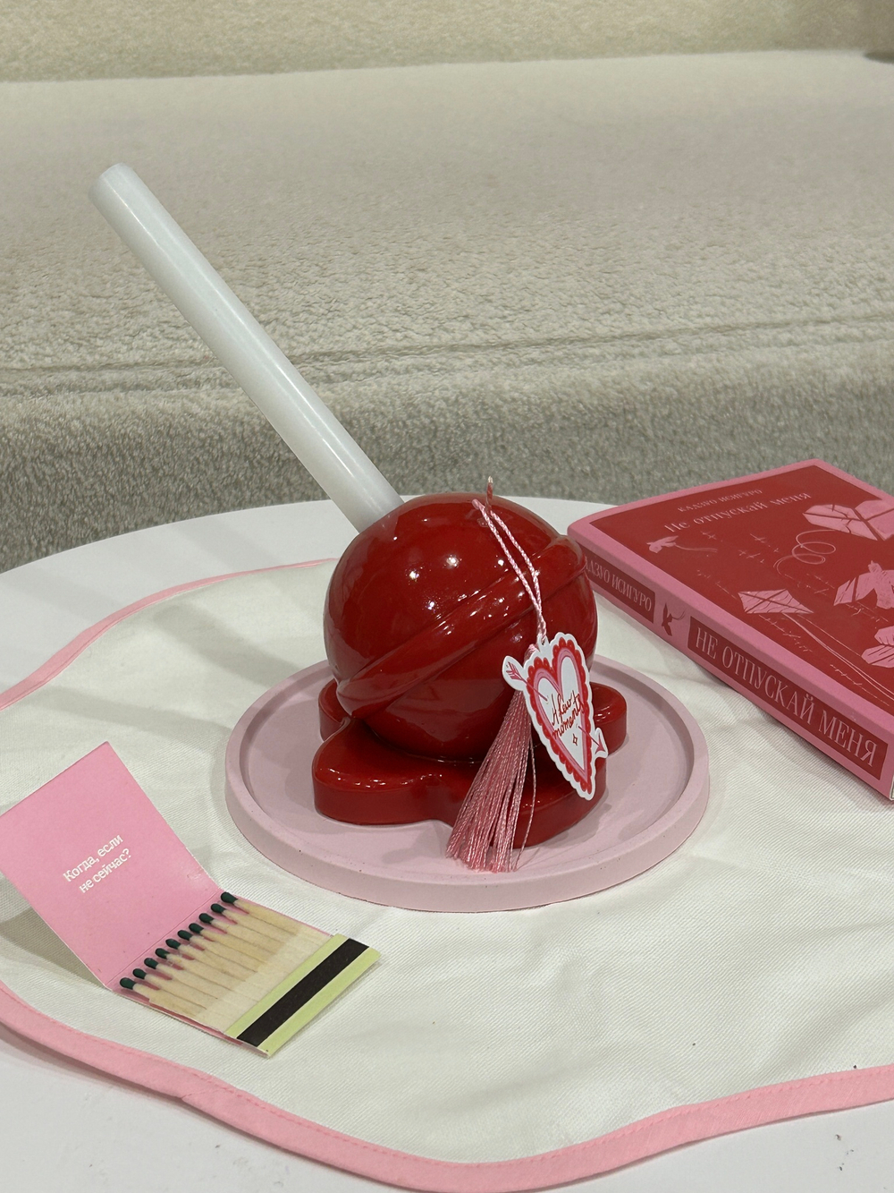 Свеча Lollipop "Красный глянец"