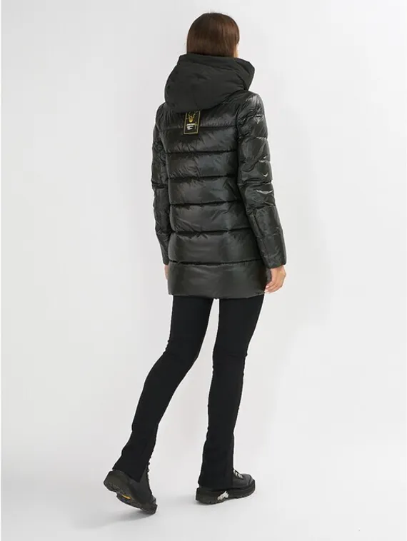 Куртка зимняя болотного цвета, размер 42