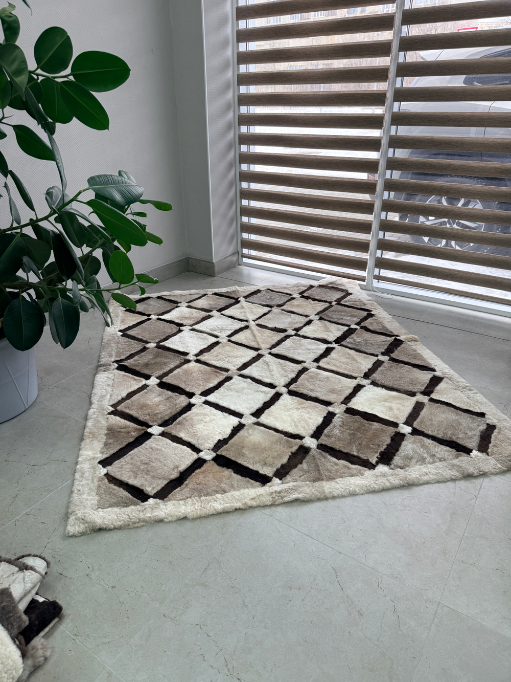 Ковер прямоугольный натуральный мех овчина, 210 х 170 см.