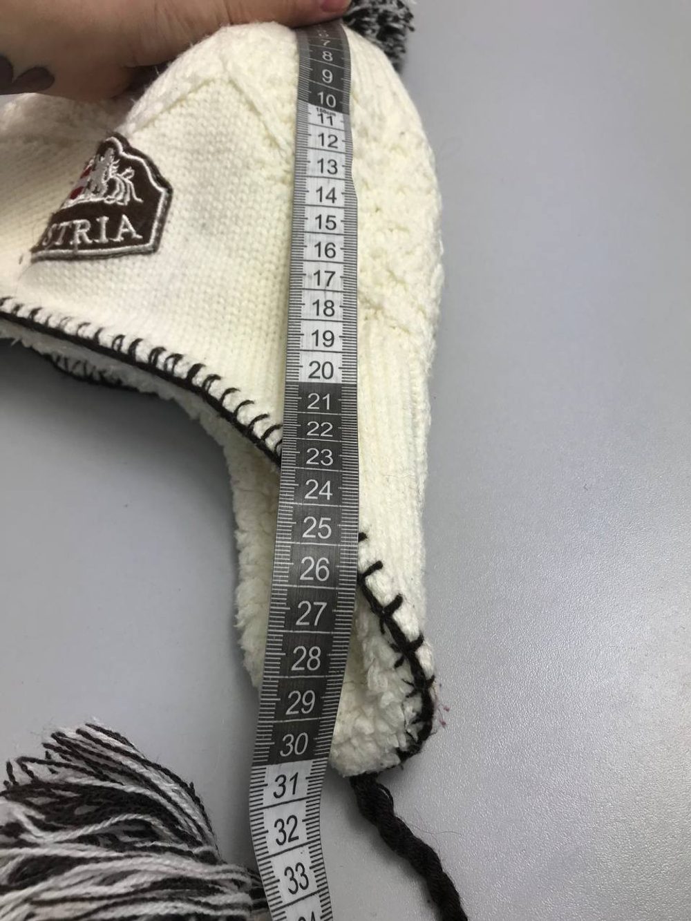 Шапка зимняя с ушками на 10-12 лет