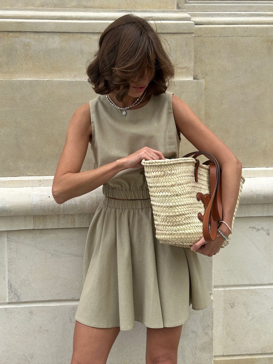 Блуза изо льна на резинке хаки