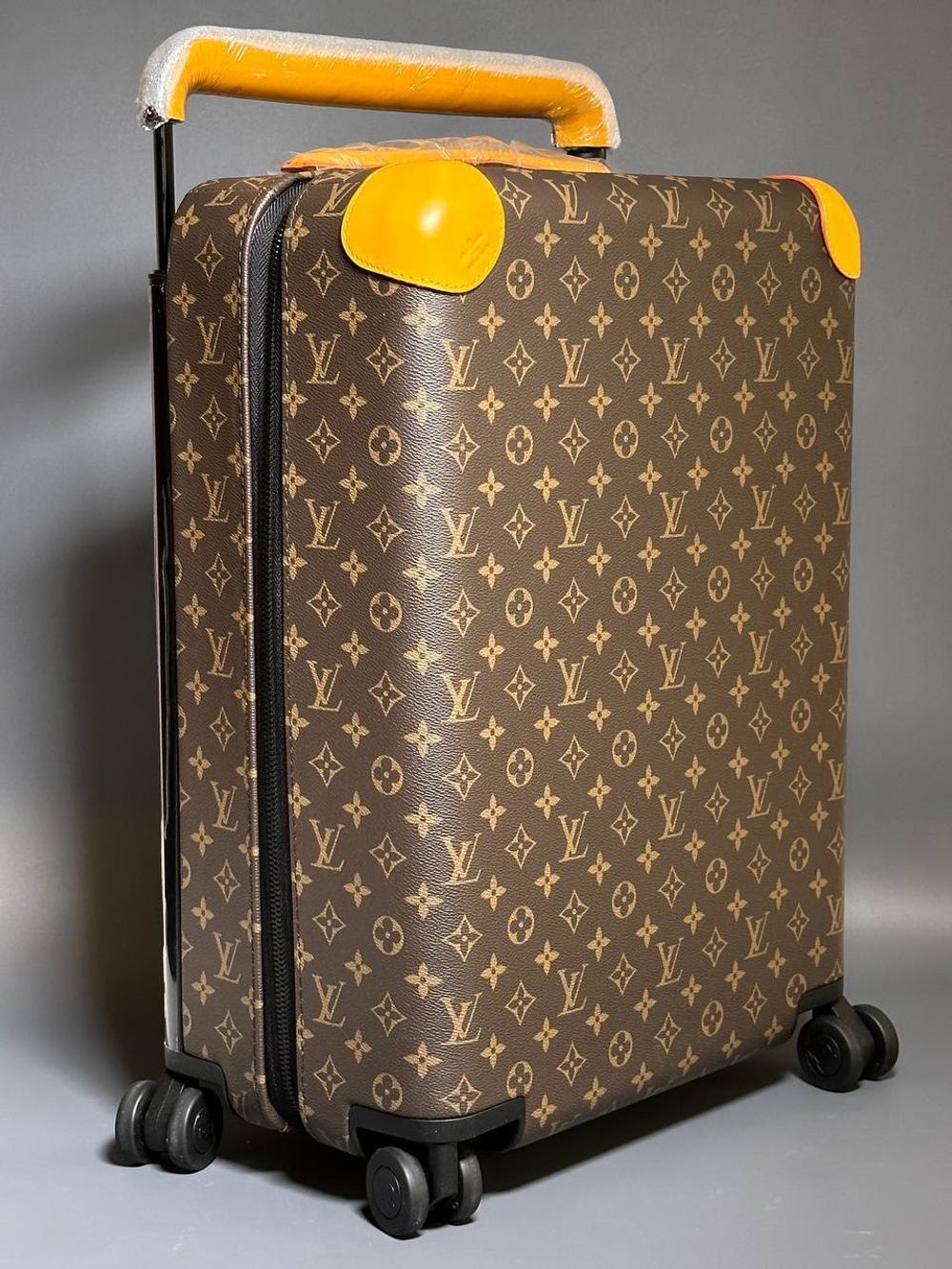Чемодан Louis Vuitton, арт. 702278