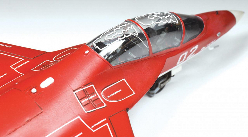 Российский пилотажный самолет Як-130