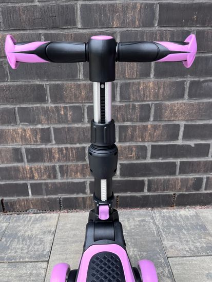 Самокат-беговел со светящимися колёсами 3 в 1 Scooter Micar Moby Pink