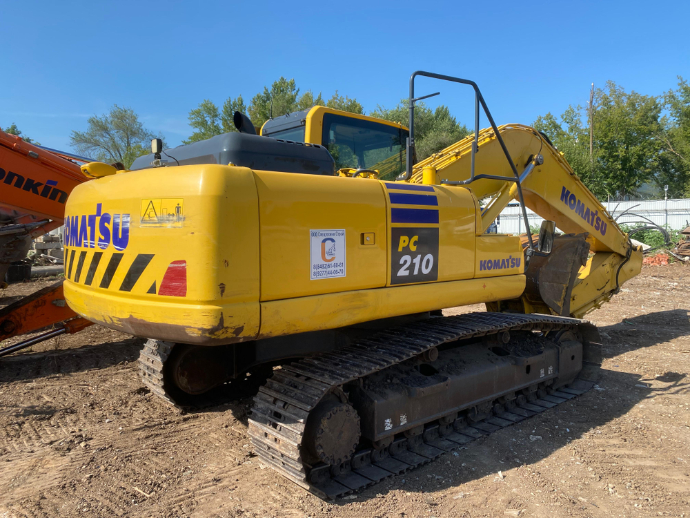 KOMATSU PC 210 Экскаватор PC210-10M0 (Дизельный, 6,7 л, 168 л.с., АТ)