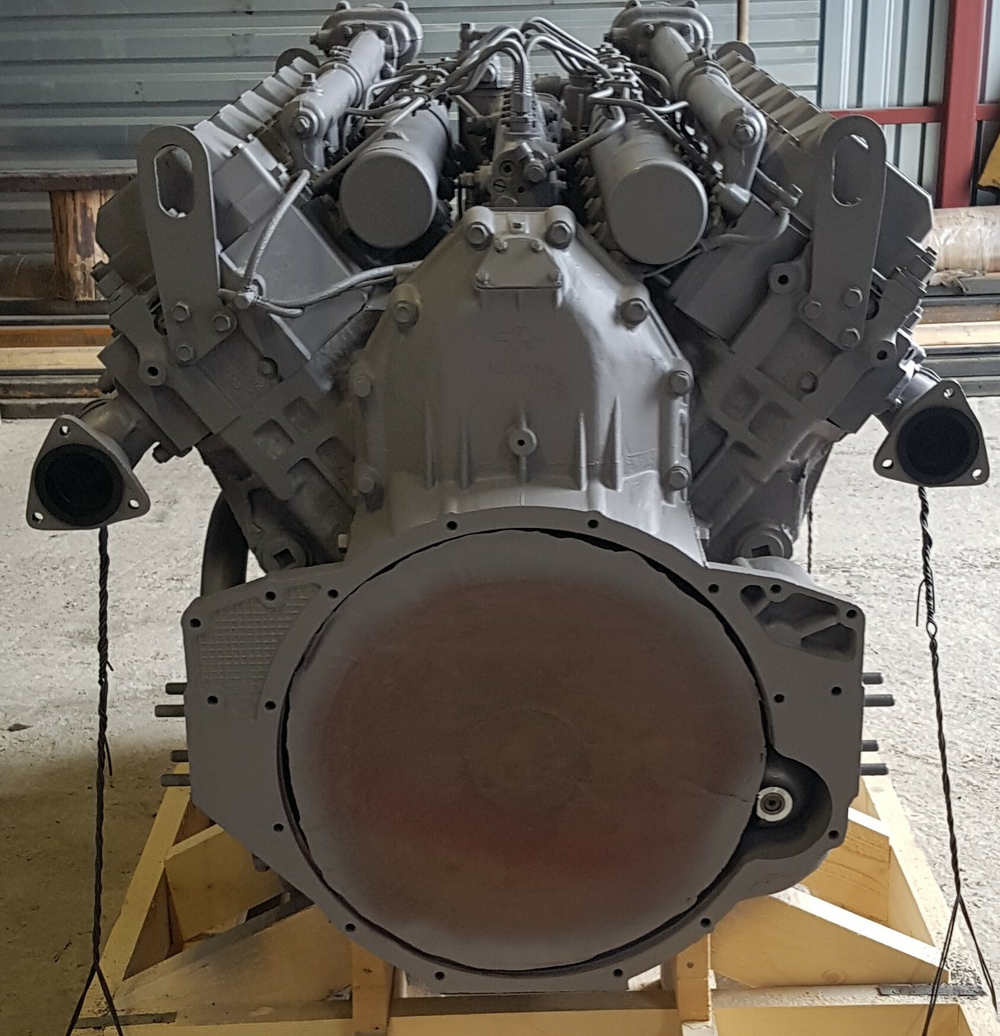Двигатель ЯМЗ 240БМ2 вид сзади