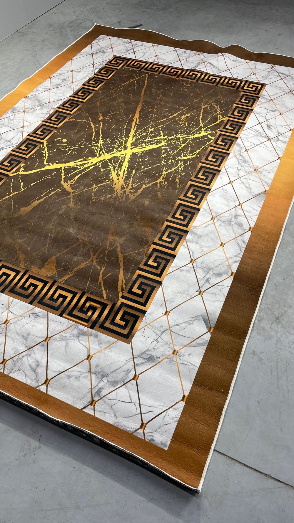 Ковер 3Д Турция 2/3