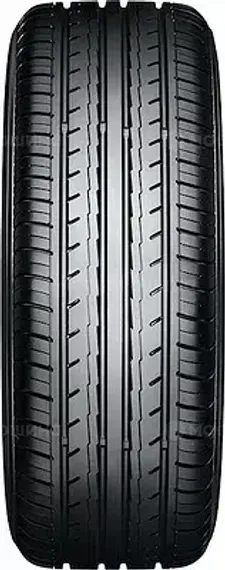 Yokohama Bluearth ES32 235/45 R17 97V