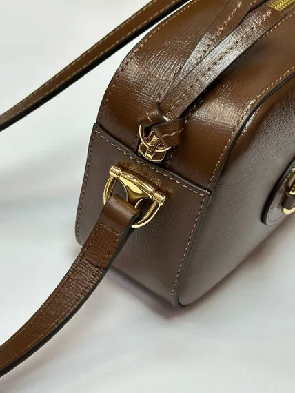 Маленькая женская сумка на плечо Gucci Horsebit 1955 коричневый