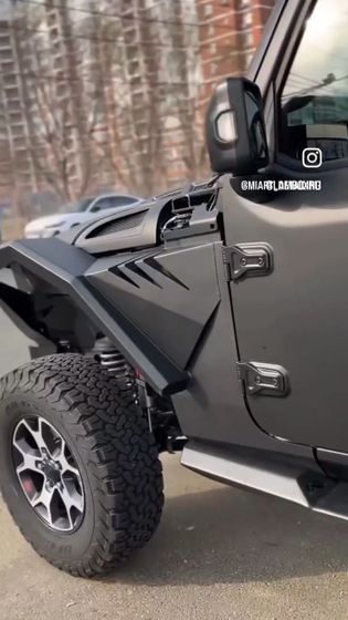 Пленка матовая черная сатин глубокий мат Matte Black Carbins