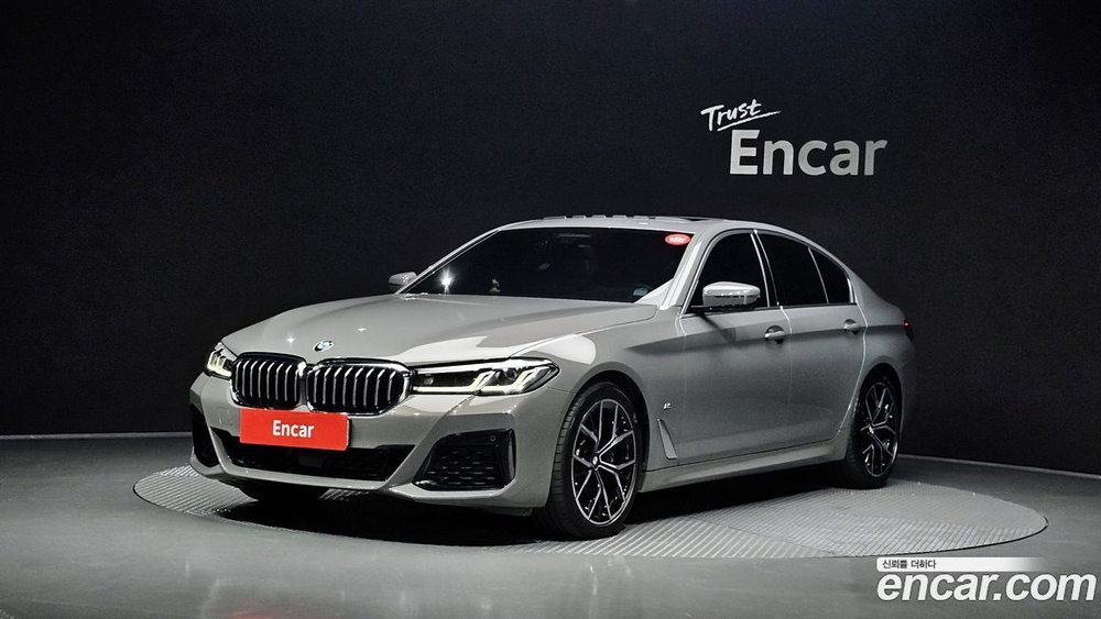 BMW 5 Series (G30) 530i xDrive M Sports (08.2022)