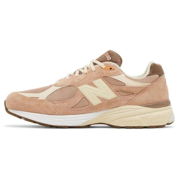 SIZE x New Balance NB 990 V3