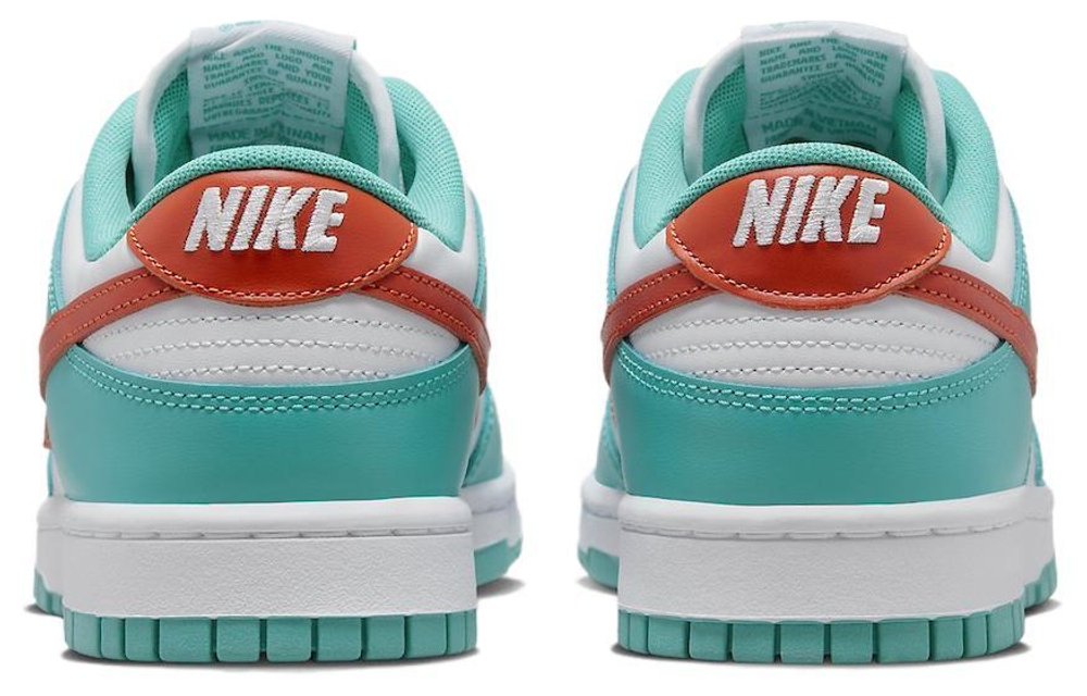 Кроссовки Nike