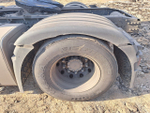 Shacman (Shaanxi) SX* 4x2 Седельный тягач SX4188YY381 (Дизельный, 12,5 л, 473 л.с., МТ)