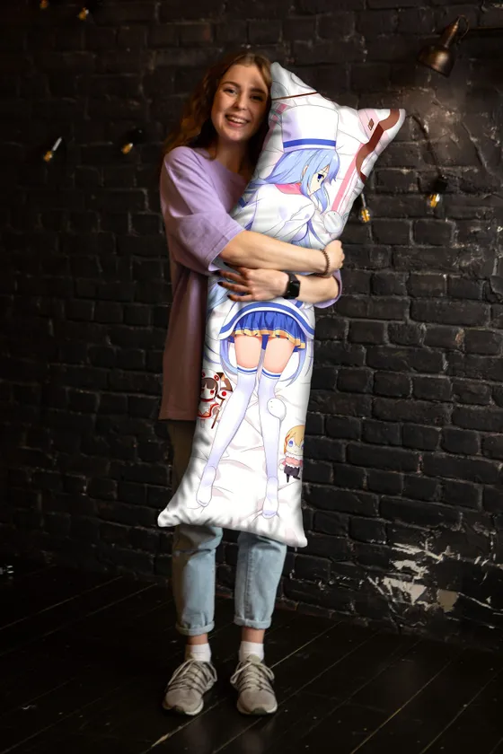 Дакимакура Аква №9