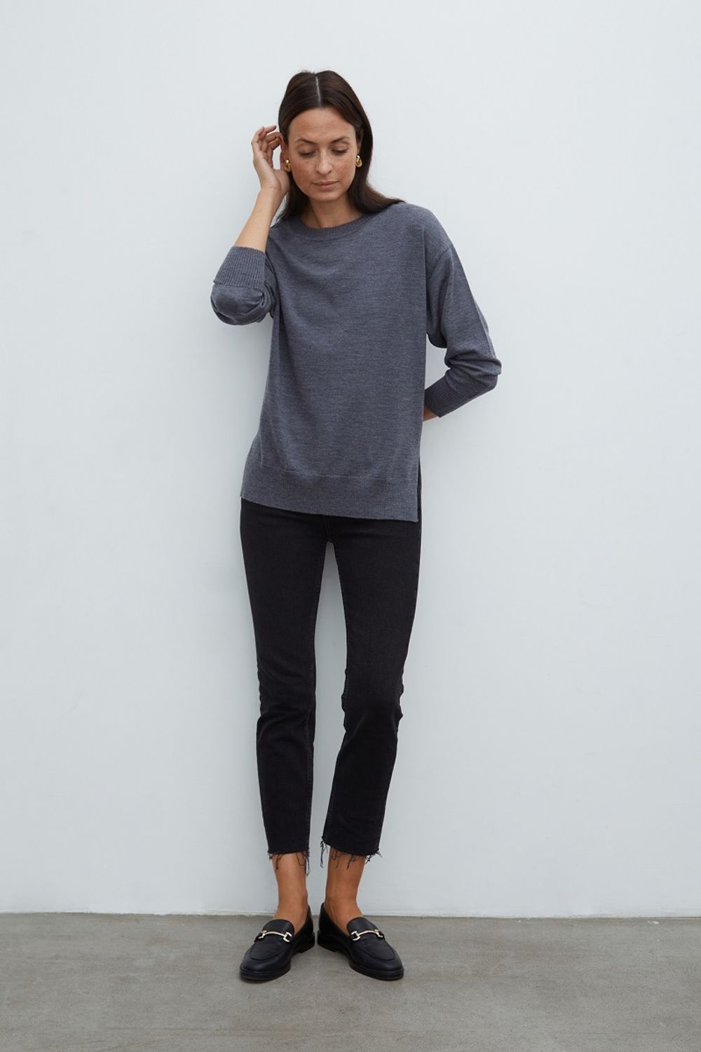 Джемпер серый шерсть