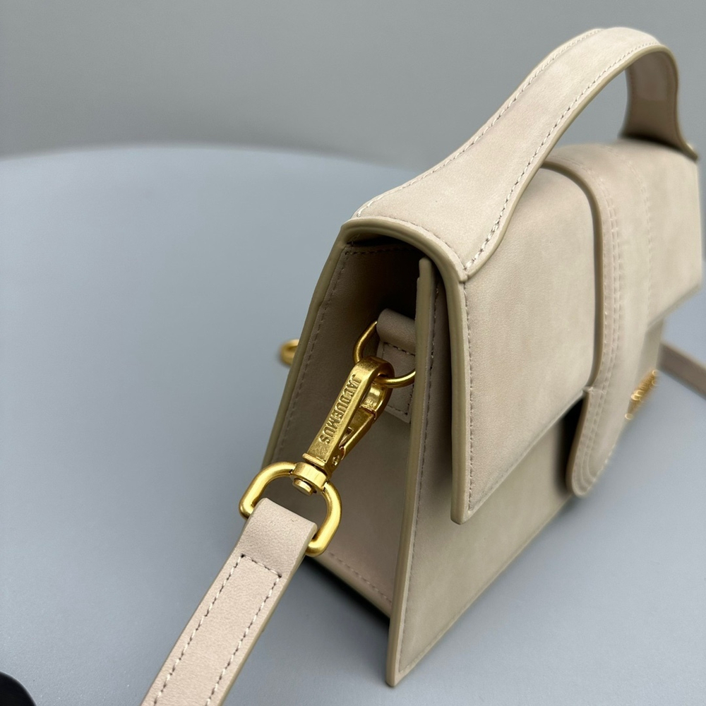 Jacquemus Le Grand Bambino 23 cm