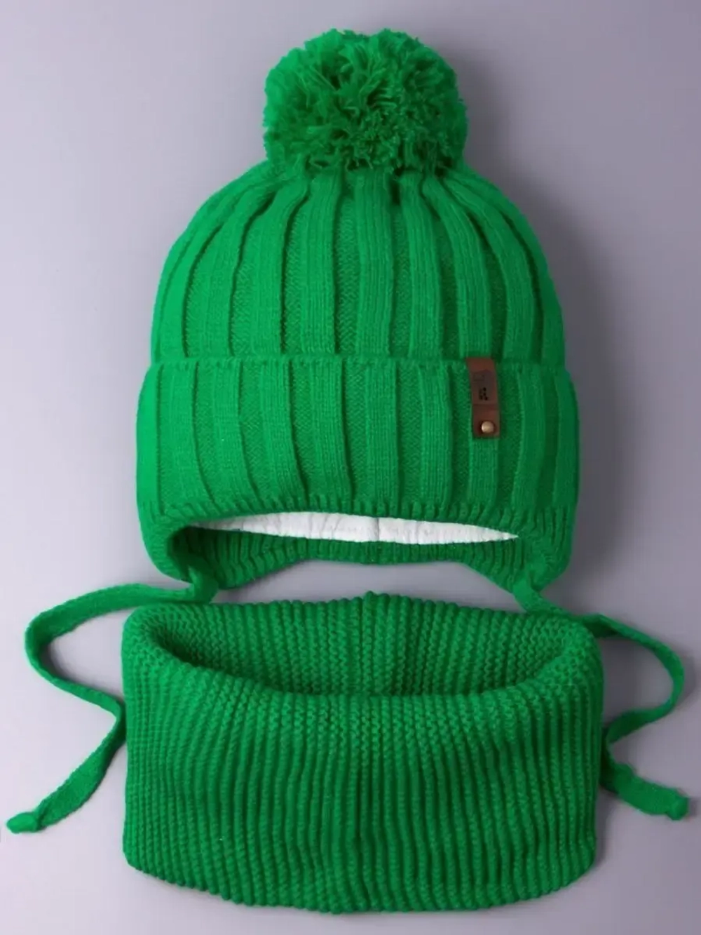 Шапка для мальчика со снудом осенняя