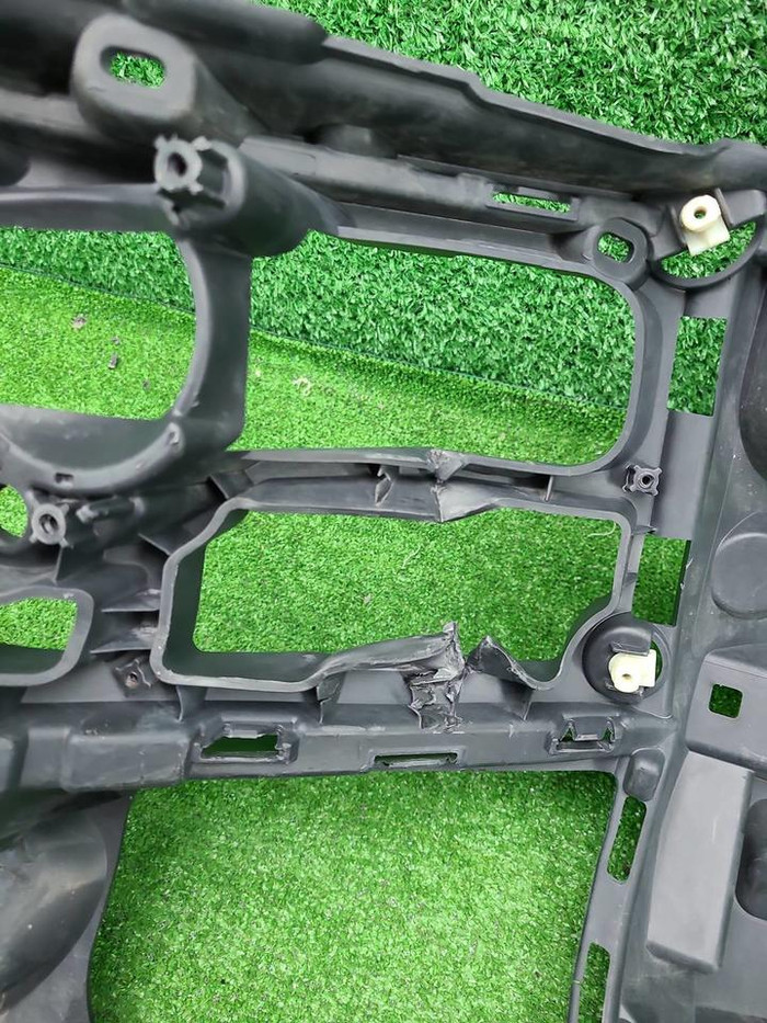 Каркас переднего бампера LR Defender 2 L663 19-нв