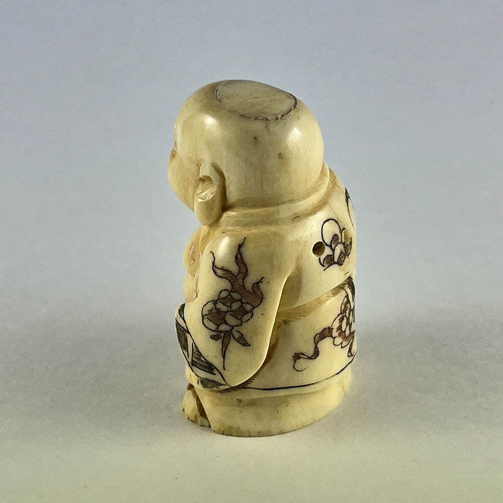 Статуэтка нэцкэ Бог Хотей с большим пузом